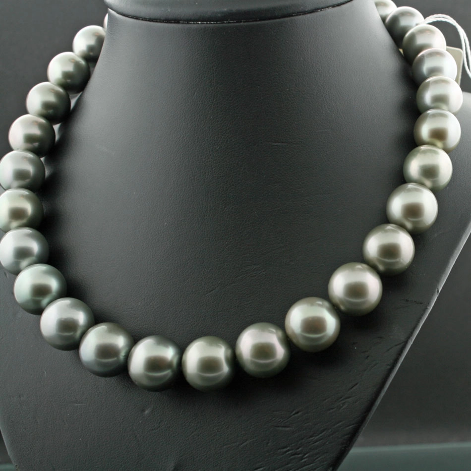 Tahiti-Zuchtperl-Kette-rund-grau-14,2x12 mm