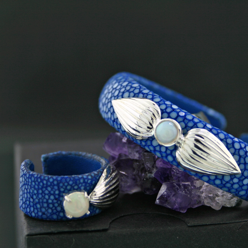 Edelopal-Rochenleder-Armreif, 925/-Silber