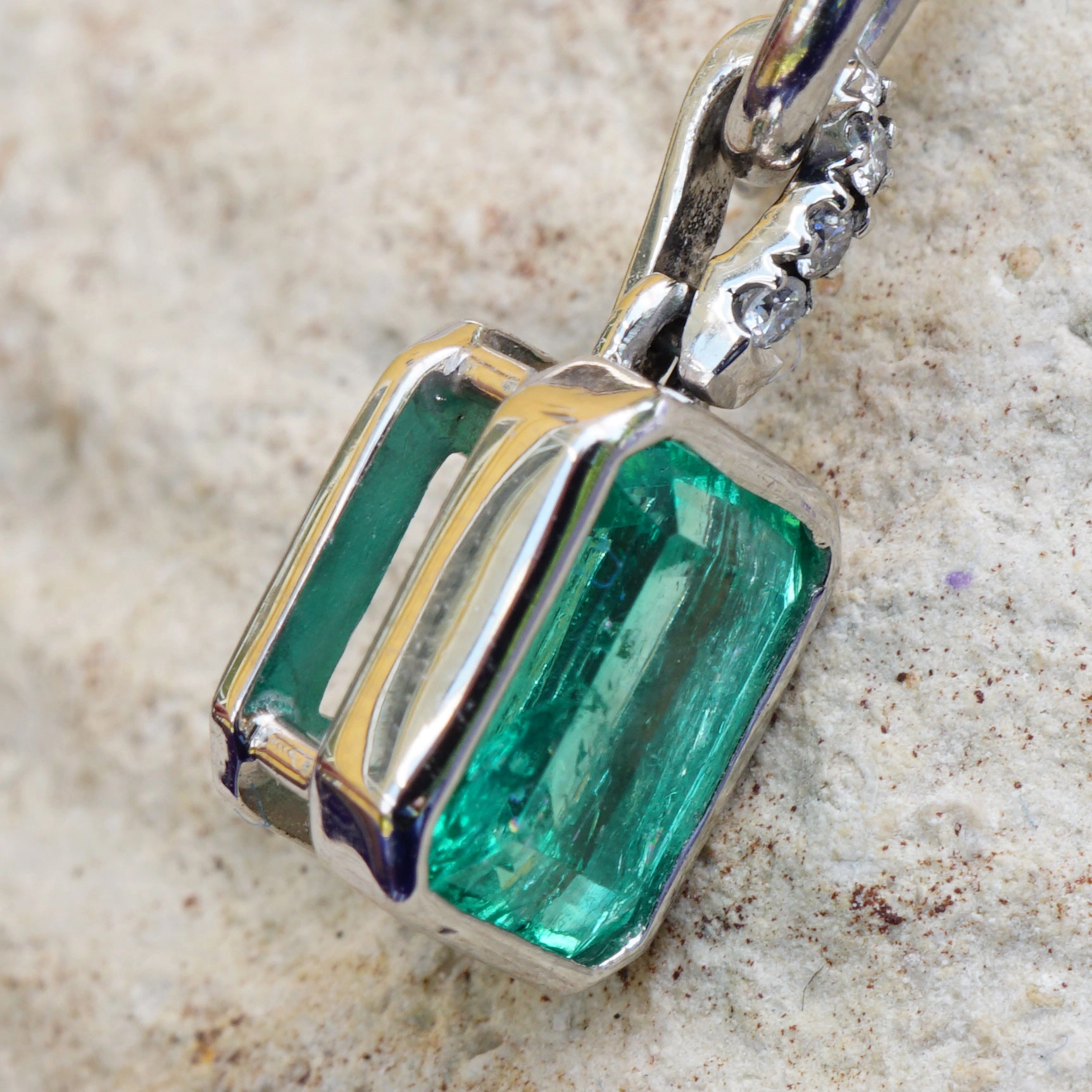 Emerald Pendant Platinium  1.07 ct ..real Colombians are fun