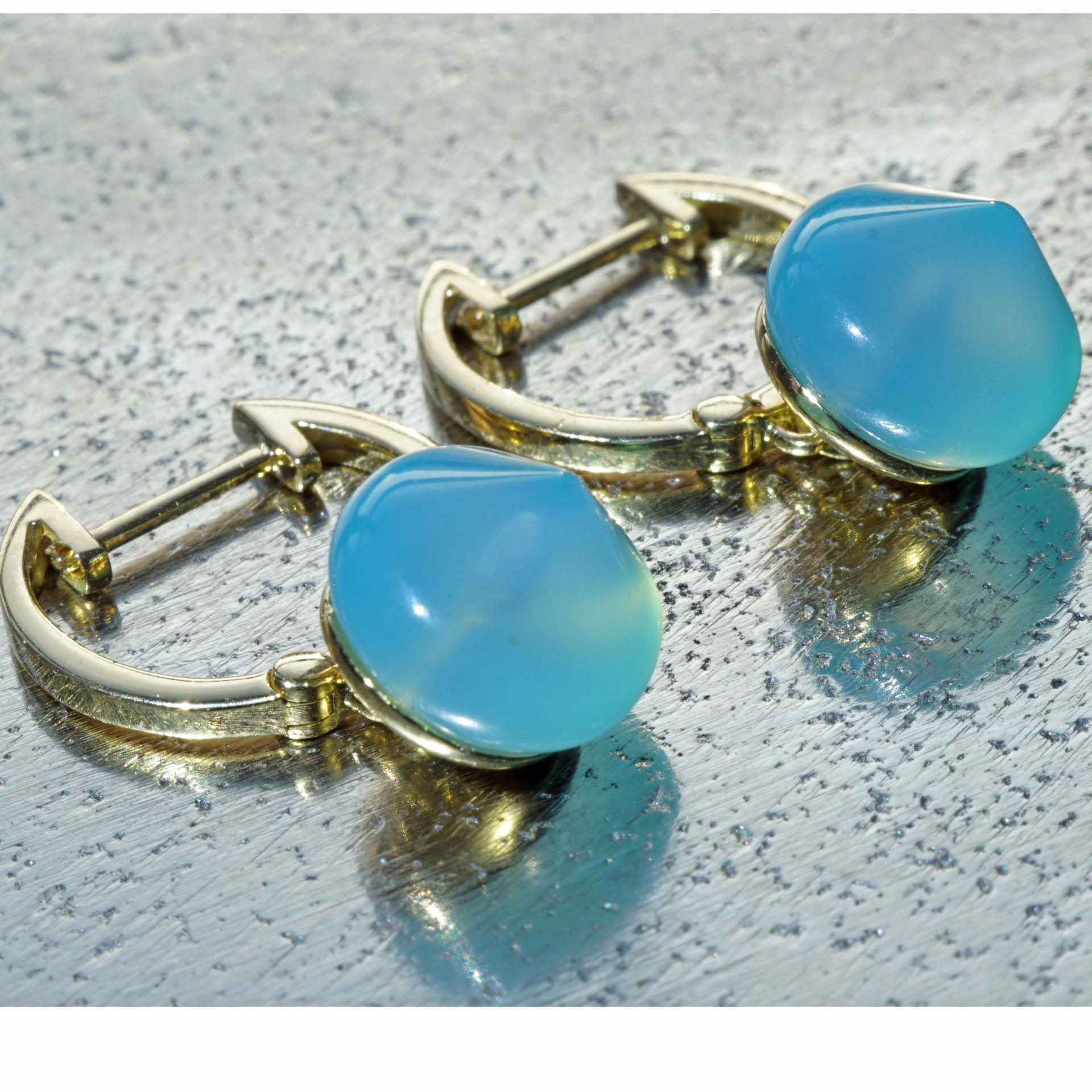 Earrings with different Colors ....a Beginnung of Earring Mania