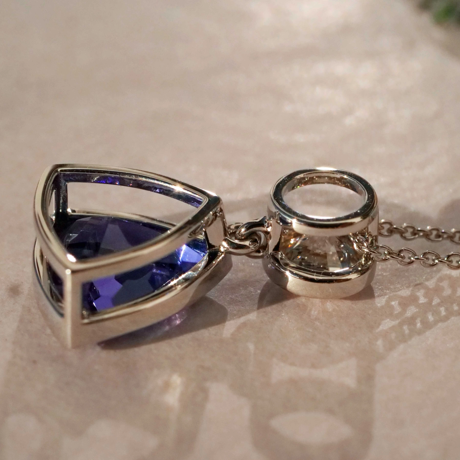 Tanzanite Pendant with Diamonds....Luxury Mood 18 kt White Gold GIA Certificate