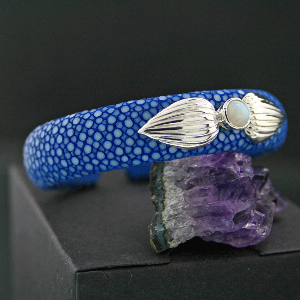 Edelopal-Rochenleder-Armreif, 925/-Silber