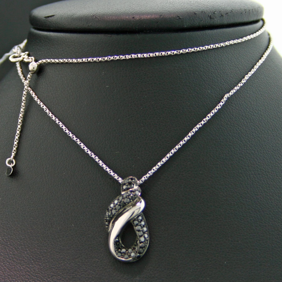Schwarzer Diamant-Anhänger in 900er-Platin mit Kette in 750er-Gold, 18 kt Weißgold